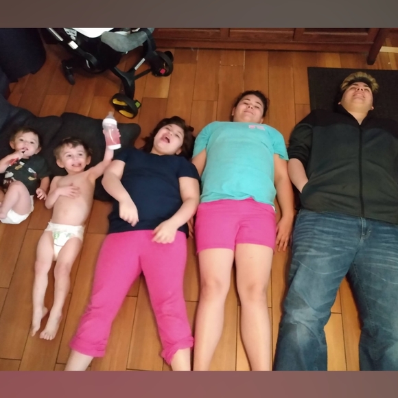 Meet your Posher, Posh - Picture 2 of 2